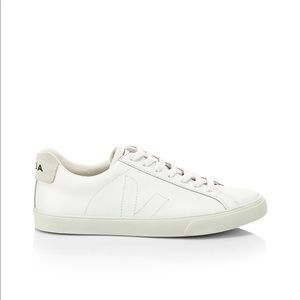 Veja Esplar Leather Low-Top Sneakers